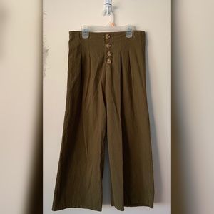 Wide Legged Pant